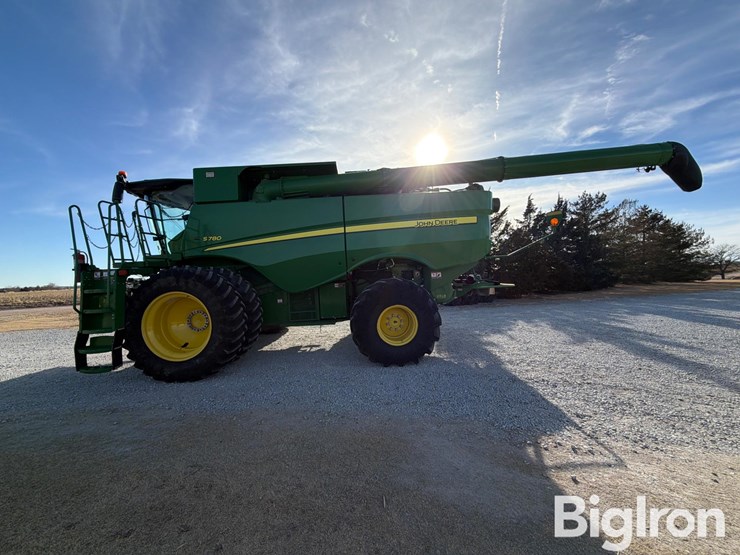 2020-john-deere-s780-image-8