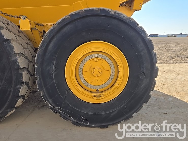 2021-deere-460e-image-16