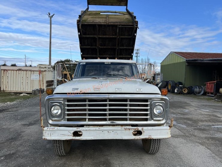 1975-ford-f600-image-13