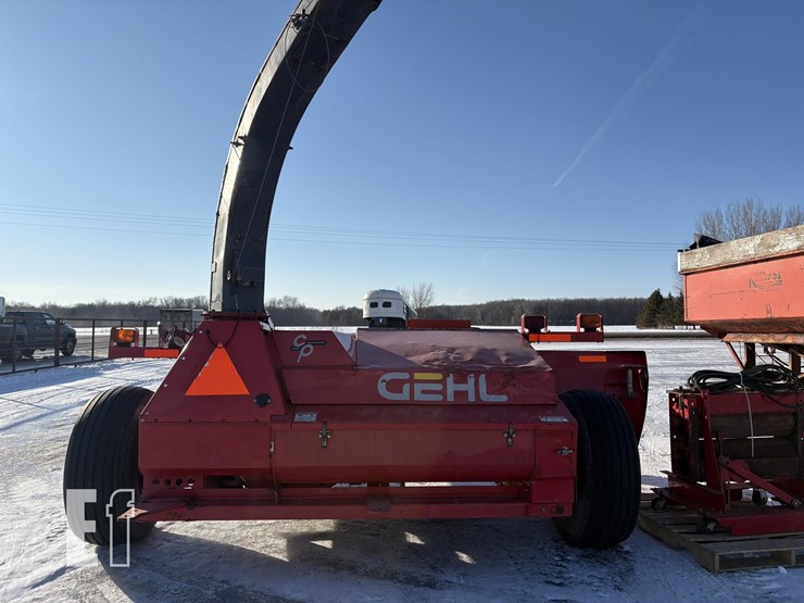 gehl-cb1285-image-16