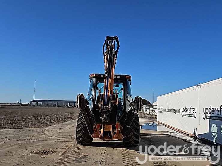 2022-case-590sn-image-4