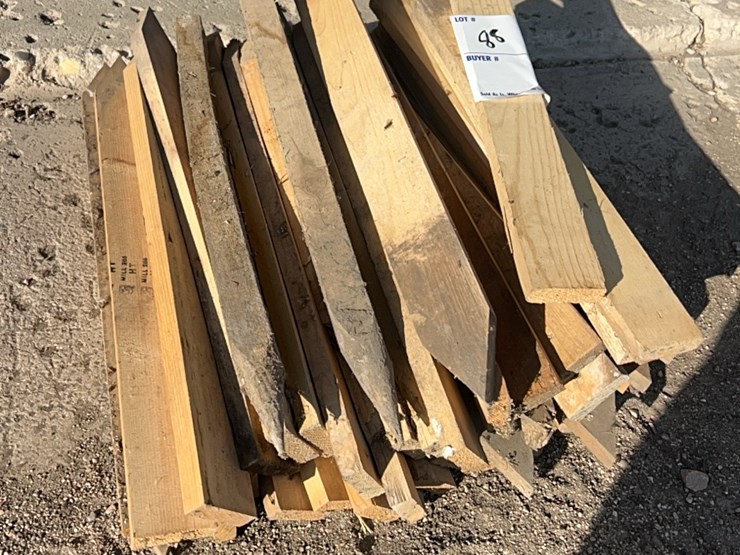 large-pile-of-wooden-stakes-image-12