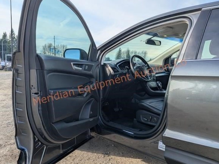 2016-ford-edge-sel-image-9