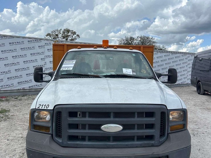 2005-ford-f350-image-27