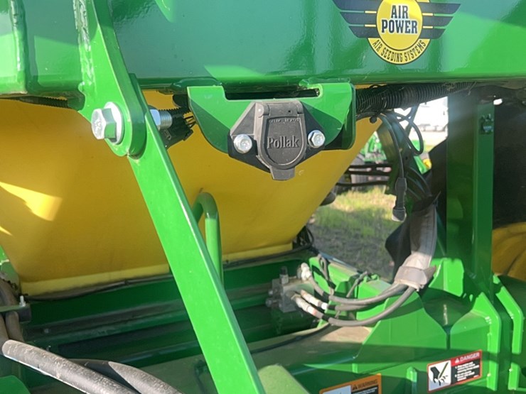 2018-john-deere-1910-image-202