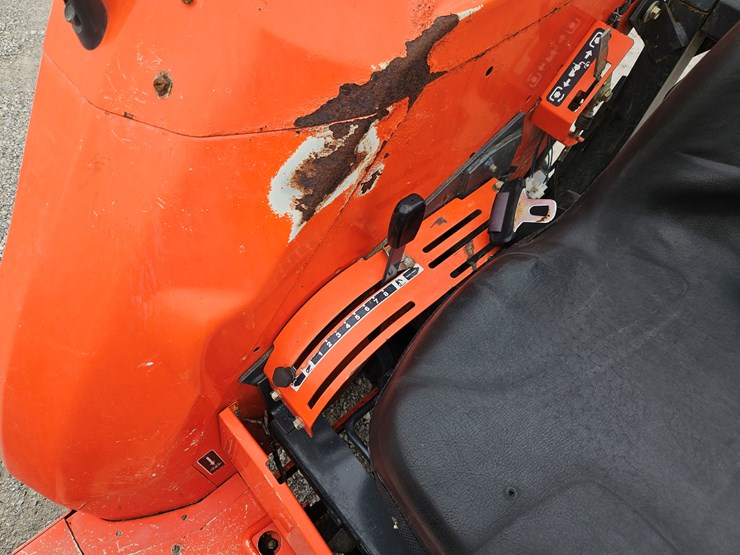 kubota-mx5000-image-12