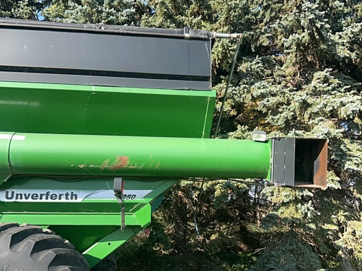 2006-unverferth-8250-image-13