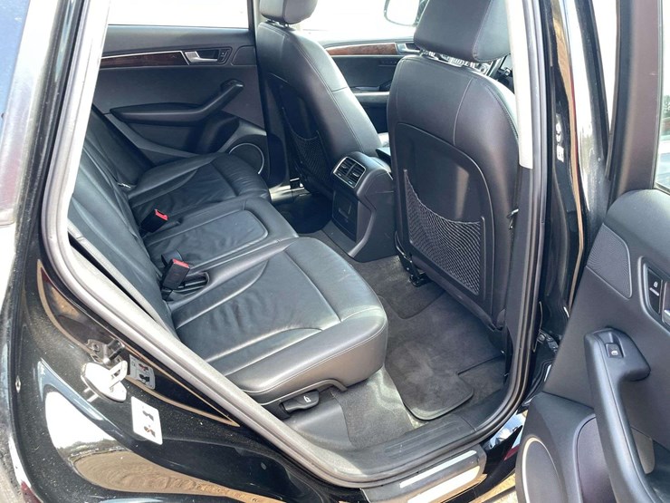 2011-audi-q5-image-15