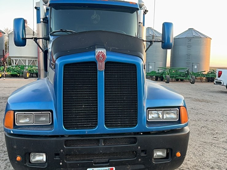 1990-kenworth-t600-image-10