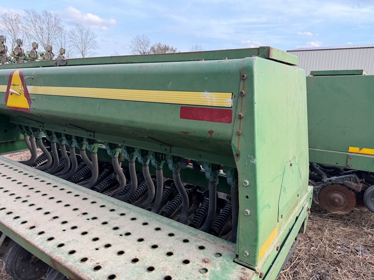 john-deere-35-image-24