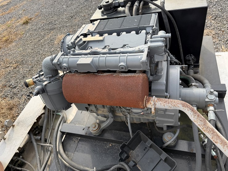 #40961-•-2011-magnolia-/-adams-t/a-fertilizer-tender-trailer-image-69