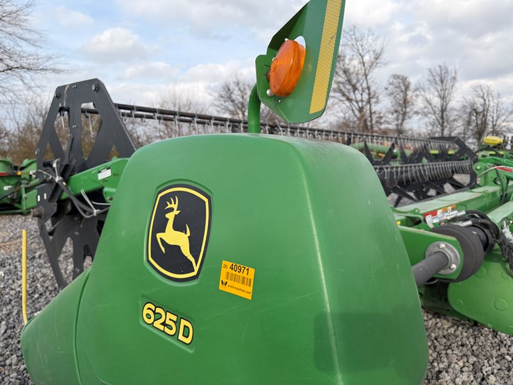john-deere-625d-image-16