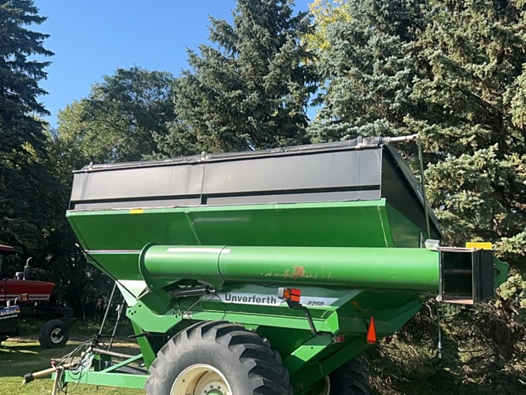 2006-unverferth-8250-image-14