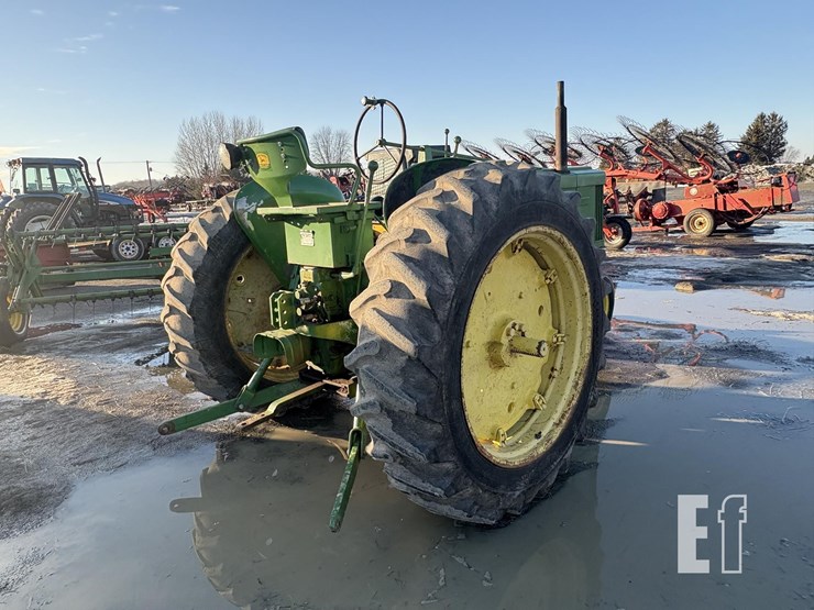 john-deere-50-image-12