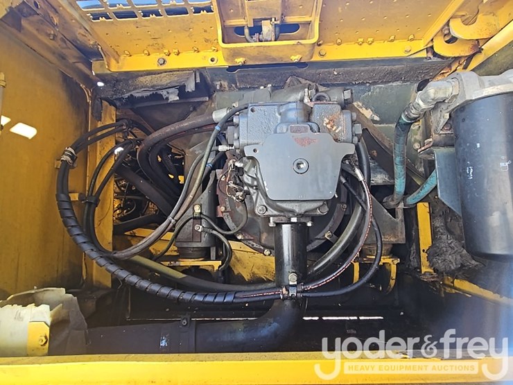 2007-komatsu-pc300-lc-image-31