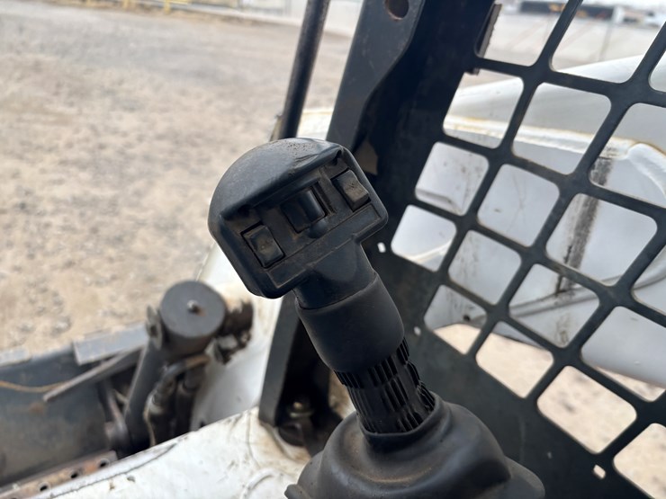 bobcat-s250-image-37