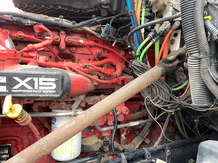 2019-kenworth-t880-image-41