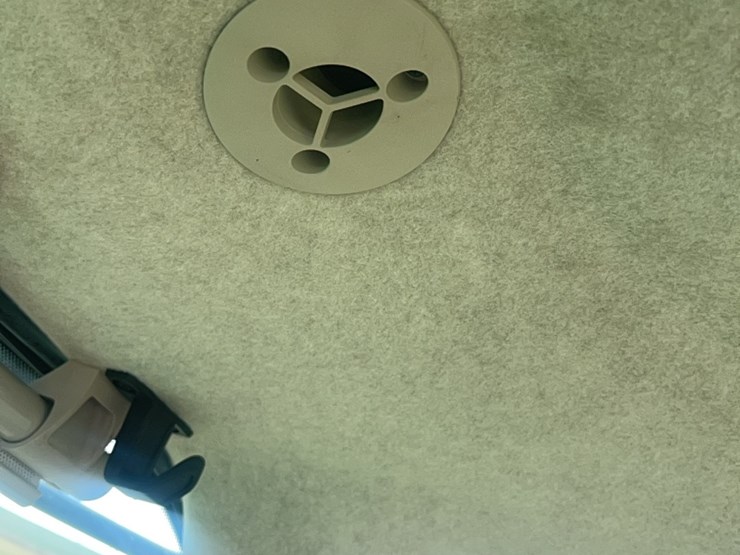 2016-john-deere-9520r-image-158