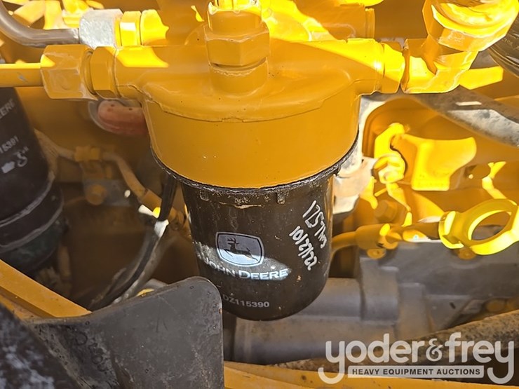 2018-deere-310sl-image-68