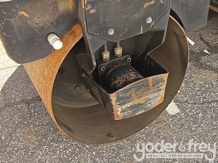 2004-wacker-neuson-rd11-image-9