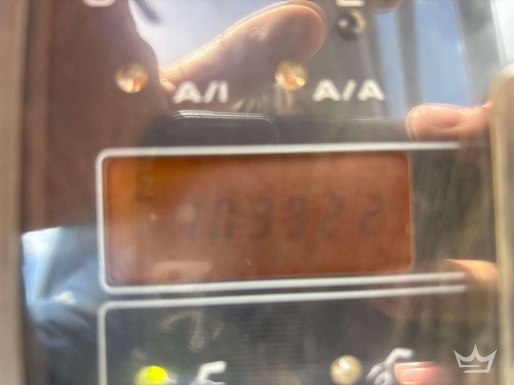 2006-deere-120c-image-12