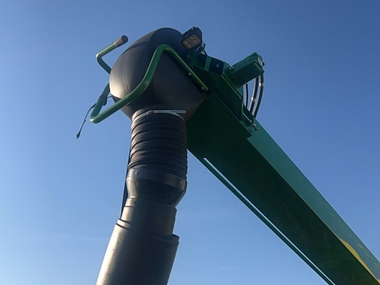 2018-john-deere-1910-image-195