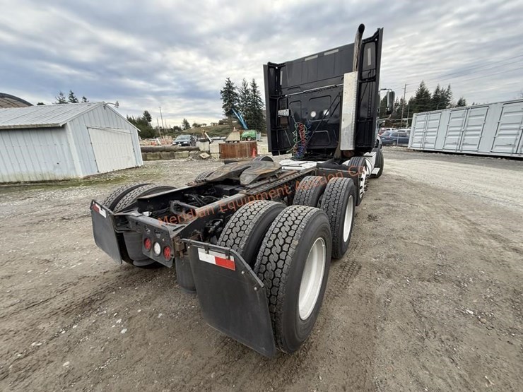 2017-international-prostar-image-7