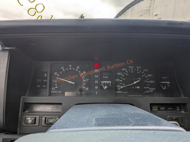 1990-nissan-pathfinder-image-21