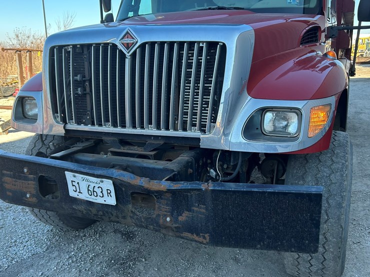 2002-international-7400-image-10