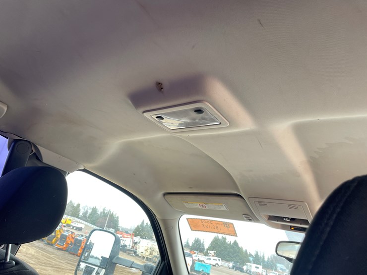 2008-gmc-3500-image-57