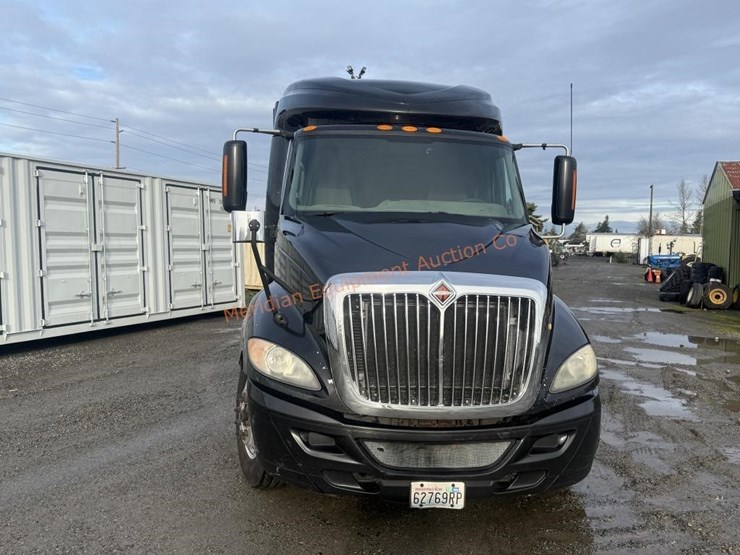 2017-international-prostar-image-60