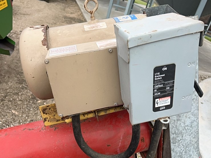 westfield-jump-auger,-has-5-hp-single-phase-220-electric-motor-image-7