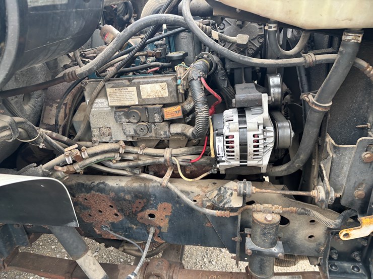 2002-international-4700-image-19