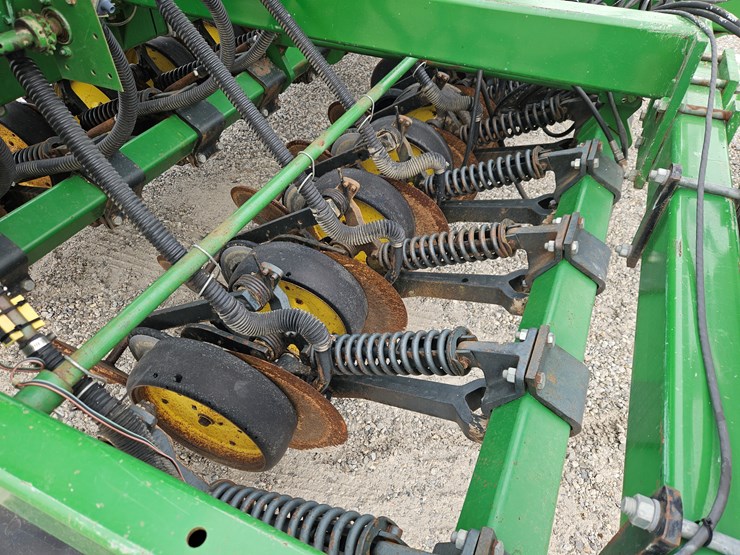 1990-john-deere-750-image-6