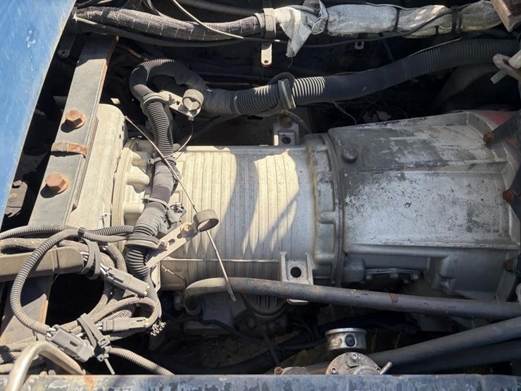 2010-autocar-xpeditor-image-10