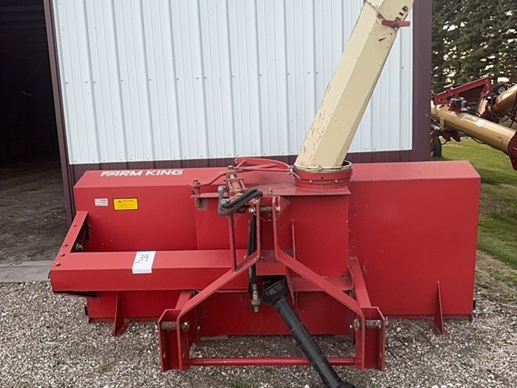 farm-king-twin-auger-two-stage-snowblower,-540-pto,-hydraulic-shoot-image-8