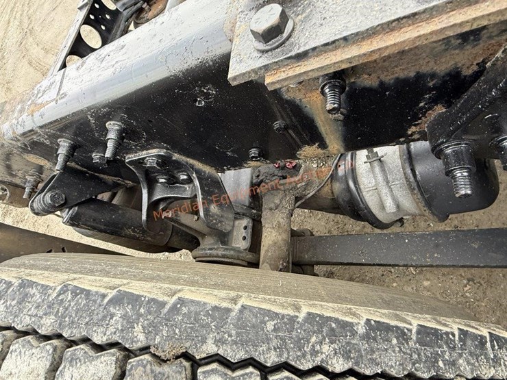 2017-international-prostar-image-38