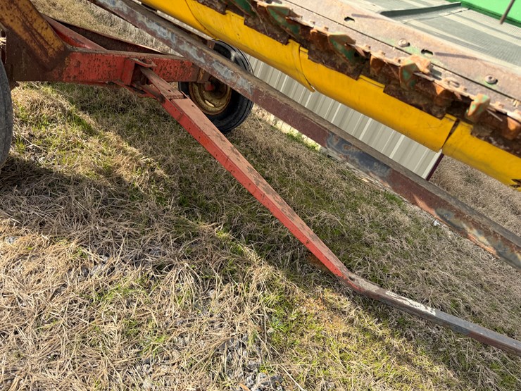 john-deere-630d-image-31