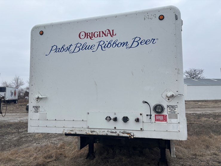 2001-hackney-beverage-trailer-image-6