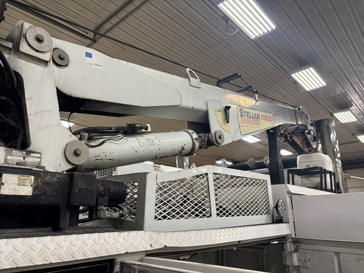 1987-peterbilt-379-image-58