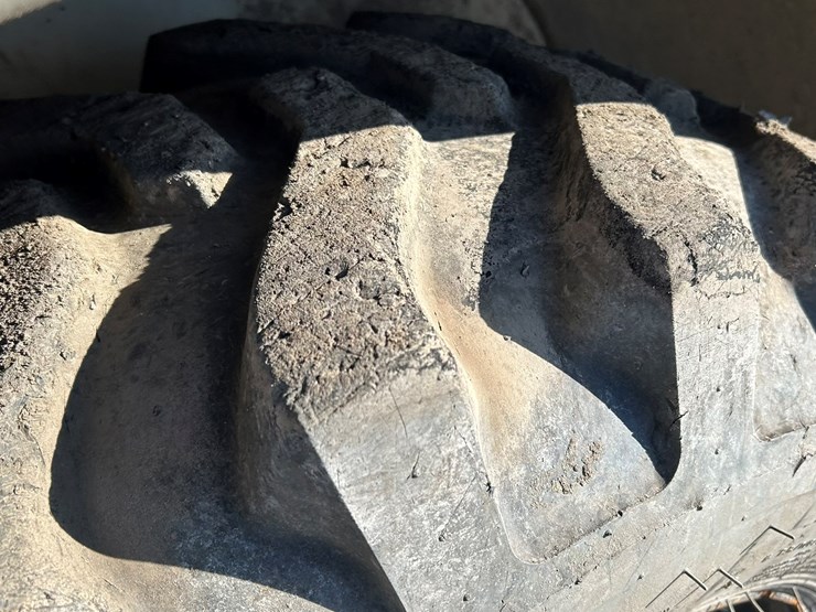 takeuchi-tw80-image-68