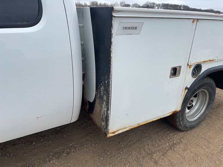 2008-gmc-3500-image-10