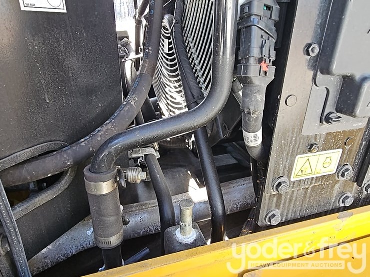 2026-caterpillar-930-image-34