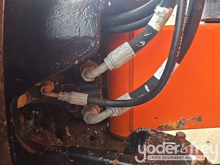 2015-jlg-600s-image-26