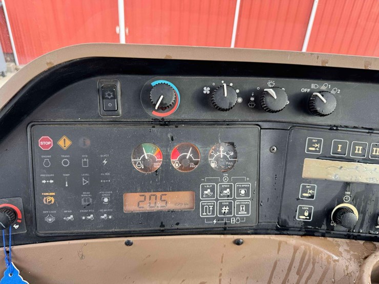 1997-john-deere-8300-image-24