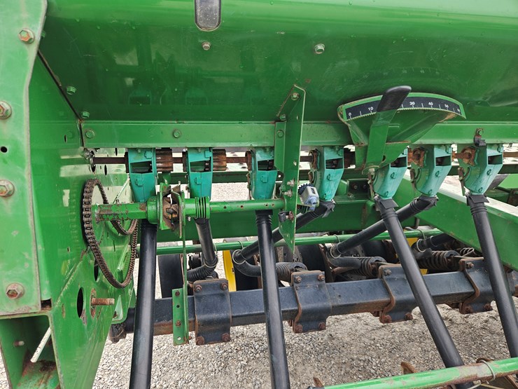 1994-john-deere-750-image-17