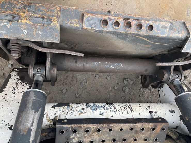 bobcat-s250-image-38