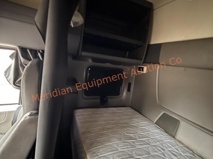 2017-international-prostar-image-82