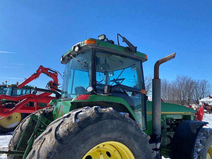 john-deere-8100-image-25