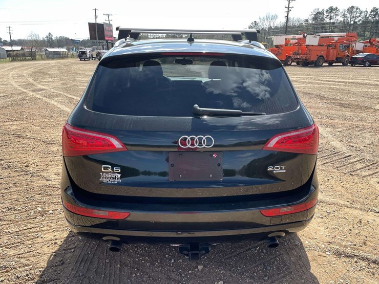 2011-audi-q5-image-6